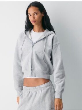 Aritzia Light Gray Cropped Zip Hoodie